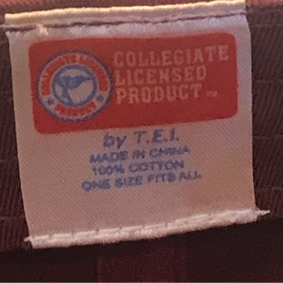 T.E.I. University of Minnesota Golden Gopher Adjustable Ball Cap - Picture 12 of 15